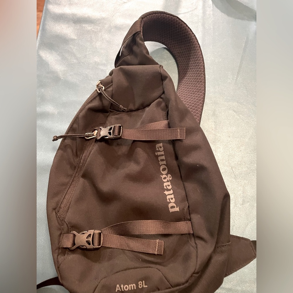 Patagonia crossbody bag black